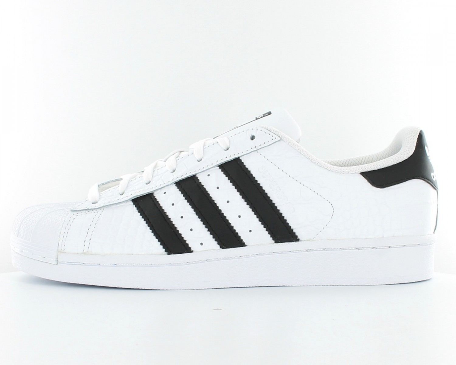 superstar noir et or