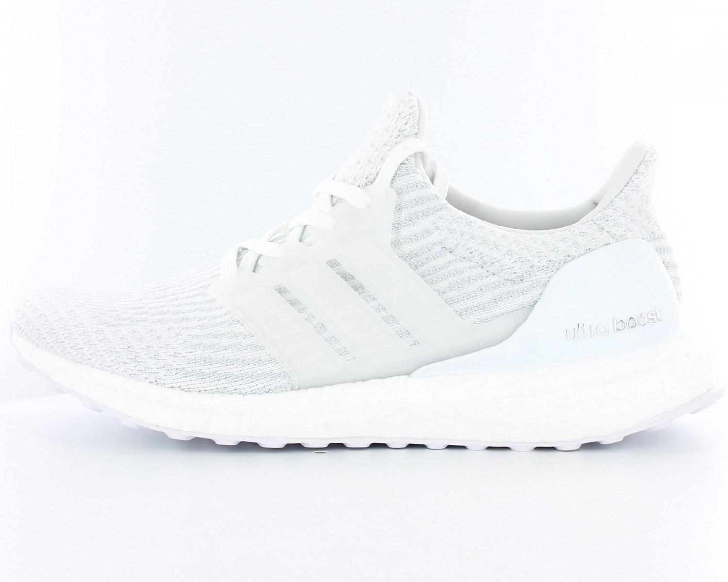 ultra boost triple white 3.0 homme