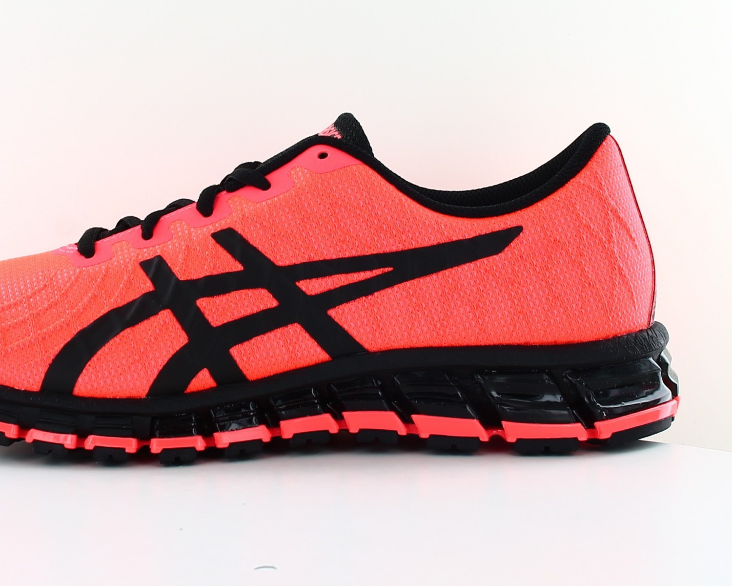 Asics noir et orange fluo hotsell
