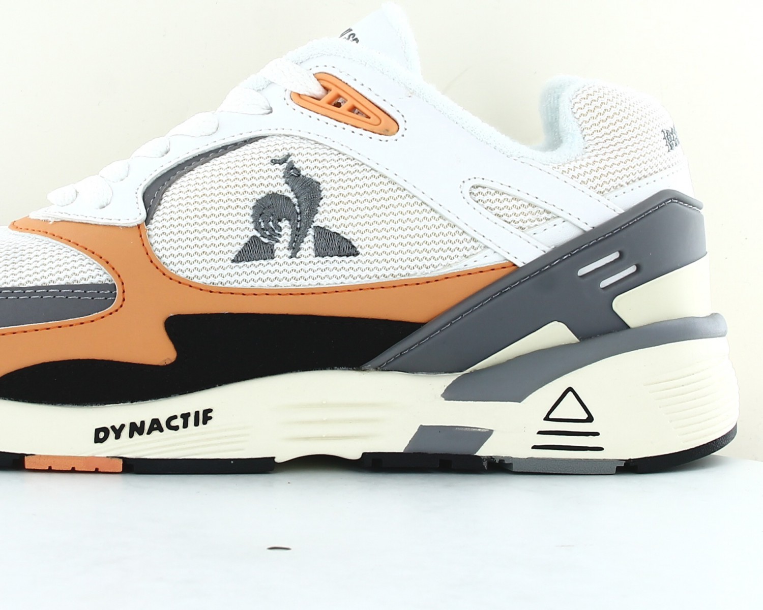 Lecoqsportif Lcs r1100 colors Blanc orange gris noir