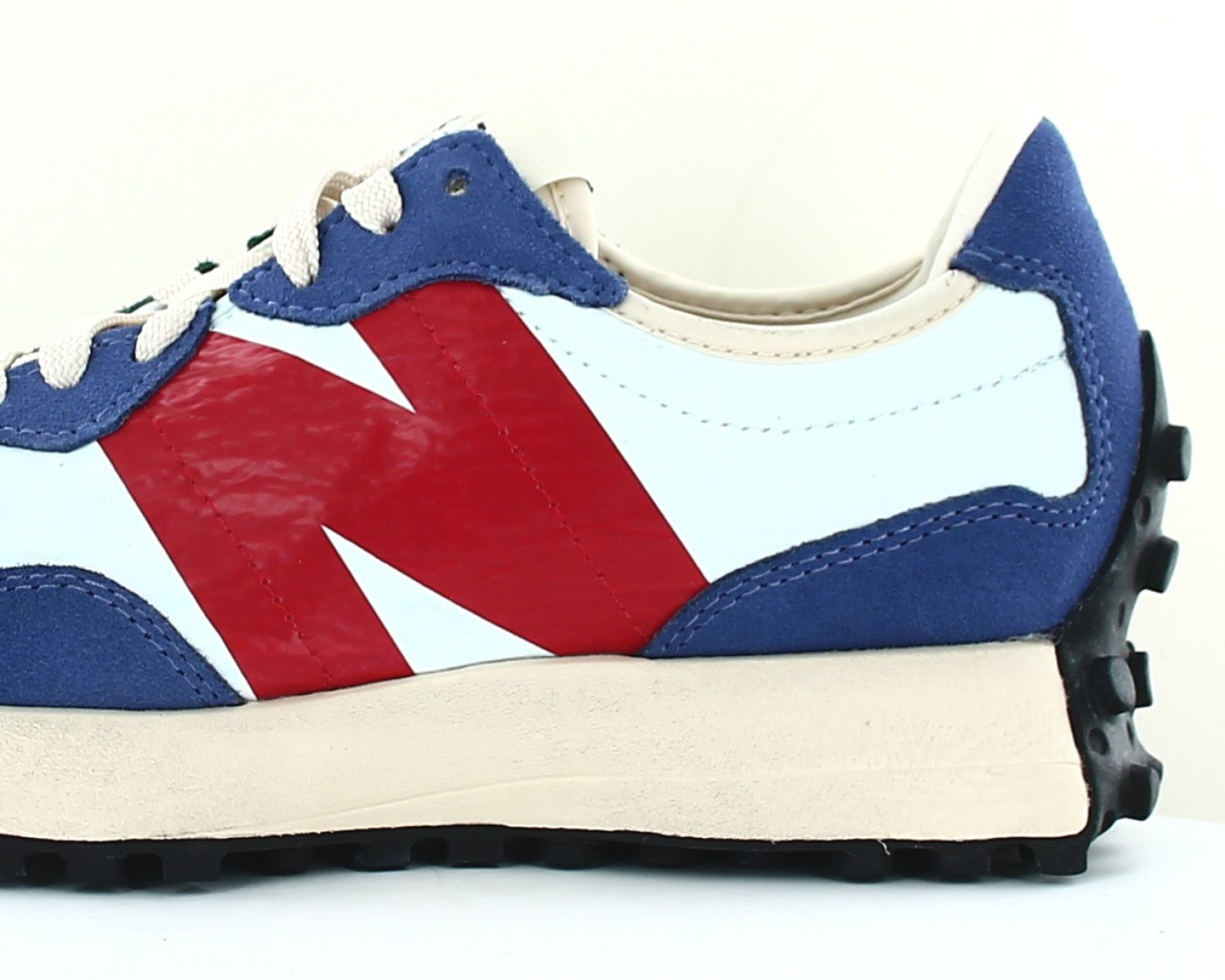 New Balance 327 vintage worn pack Vert forest bleu ciel rouge