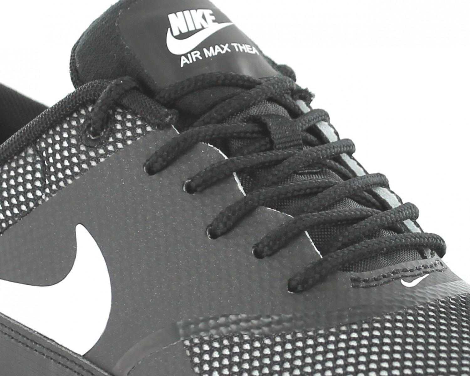 air max thea femme noir et blanc