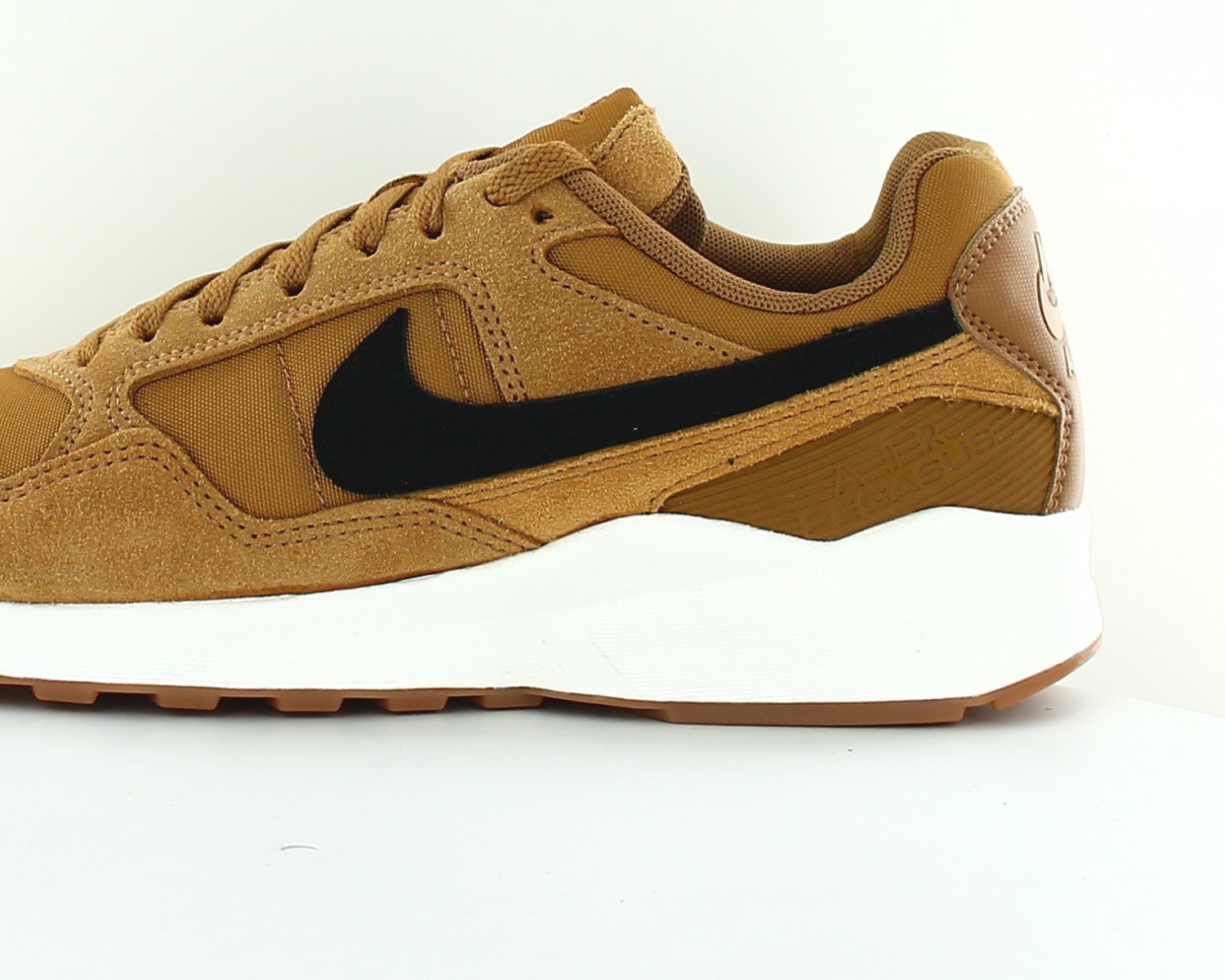 nike air pegasus 92 camel