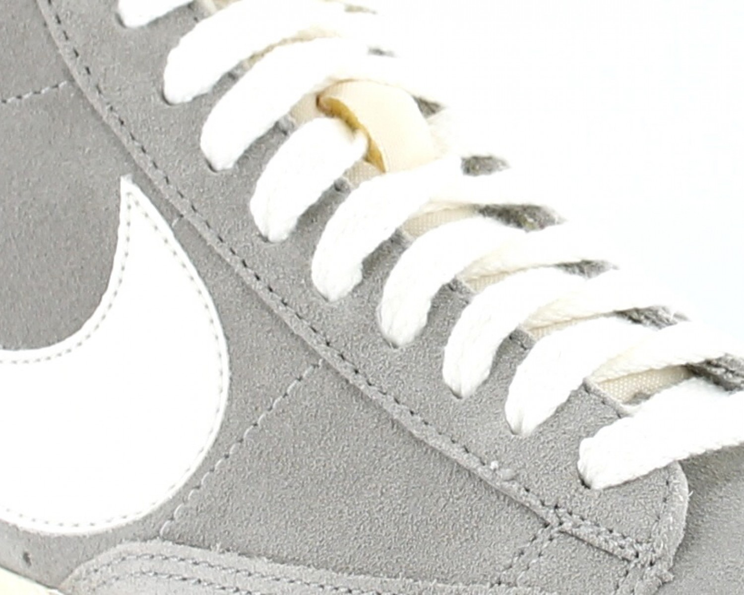 Nike Blazer vintage GRIS BLANC 429988 003