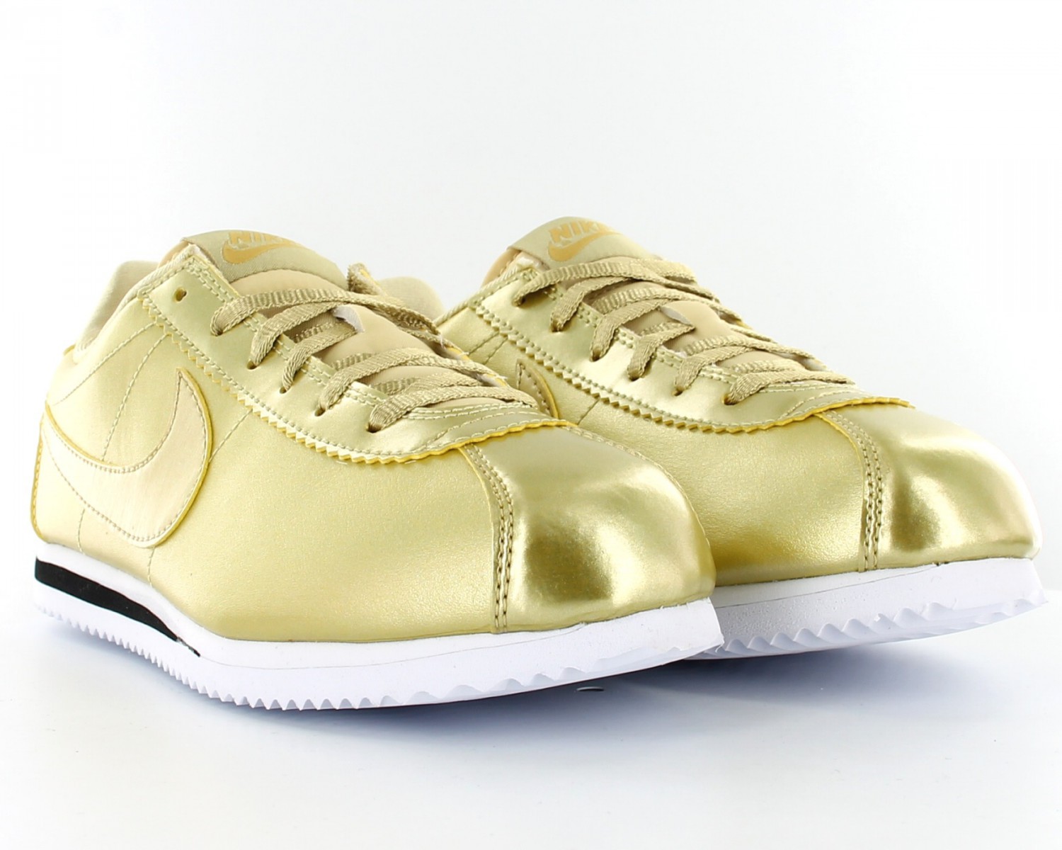 Nike cortez se gold hotsell