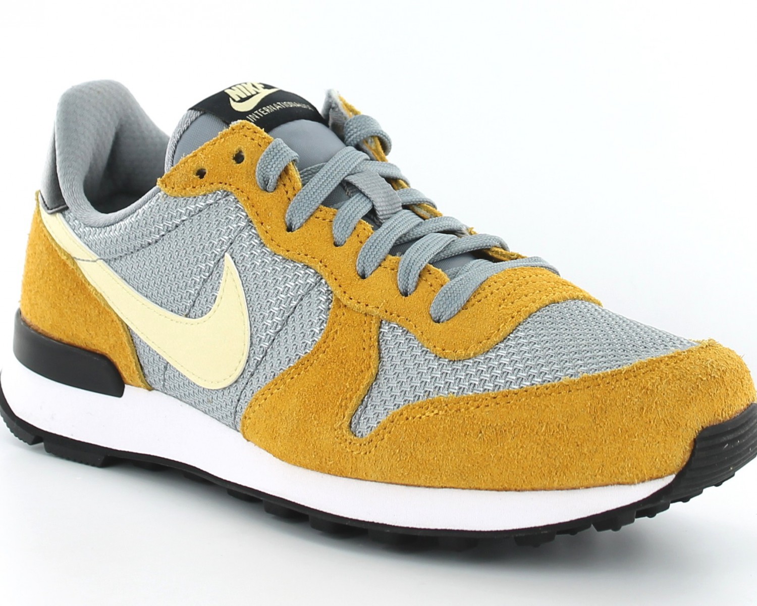 nike internationalist beige pas cher