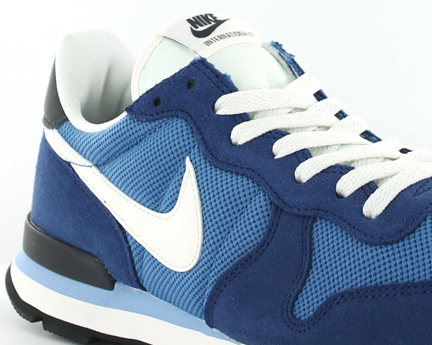 nike internationalist homme bleu marine