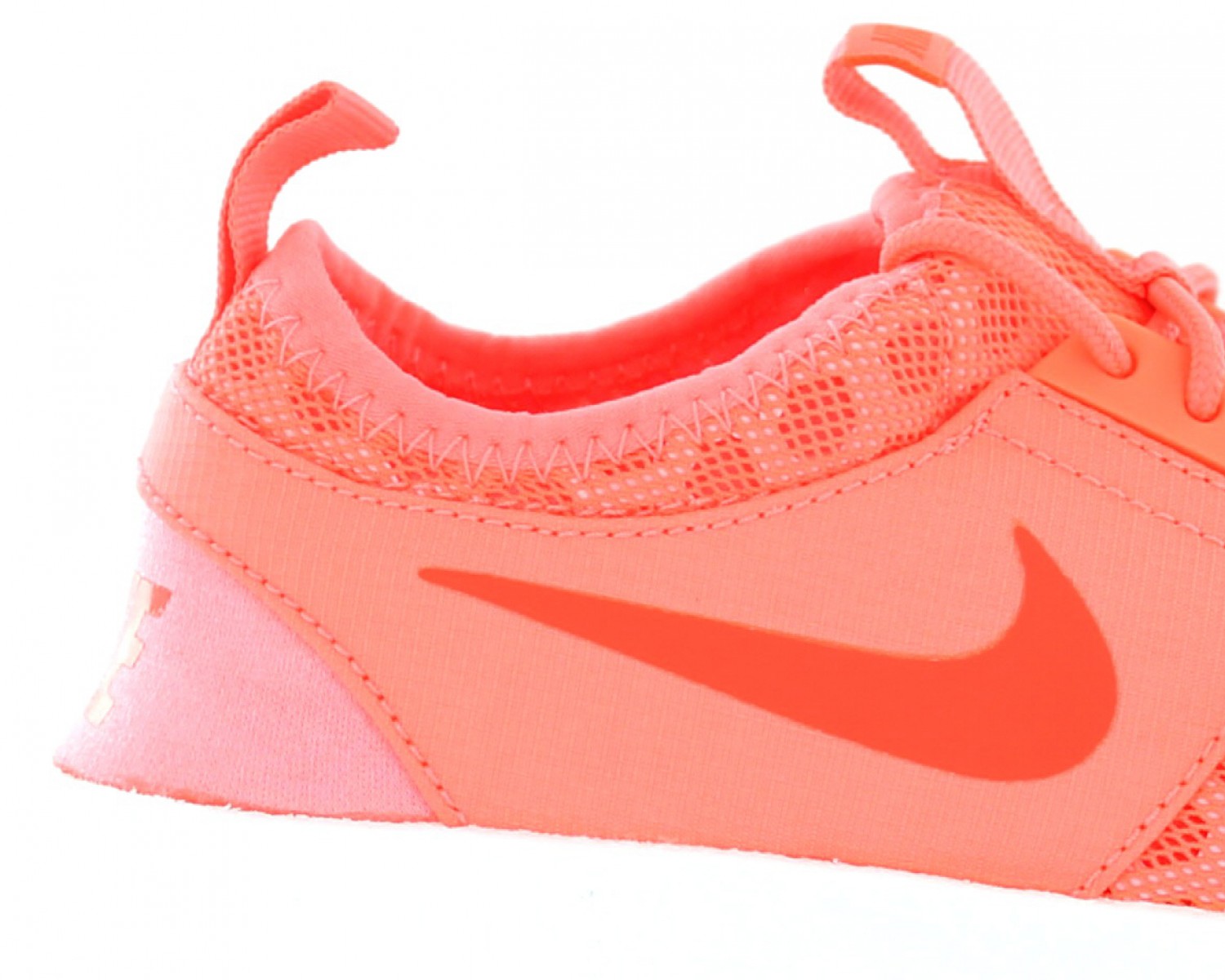 Nike corail femme discount