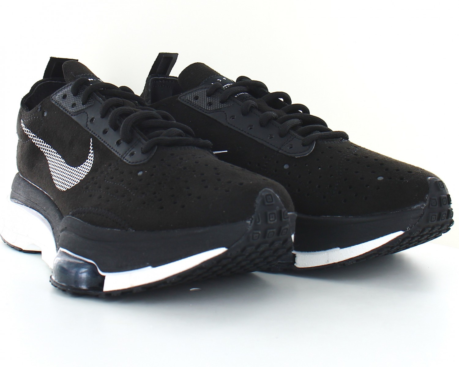 Zoom toute noir shop