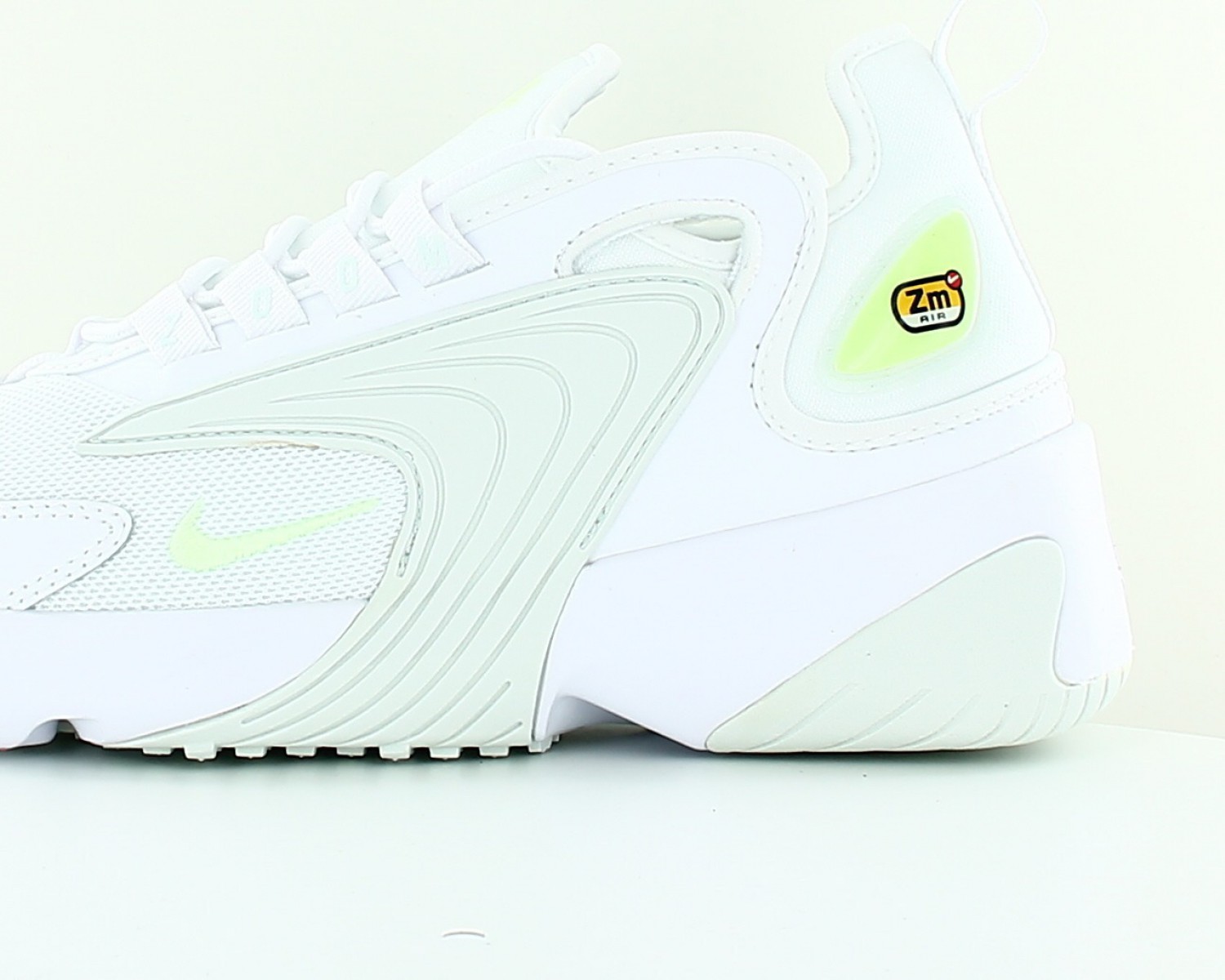 zoom 2k femme noir et blanc