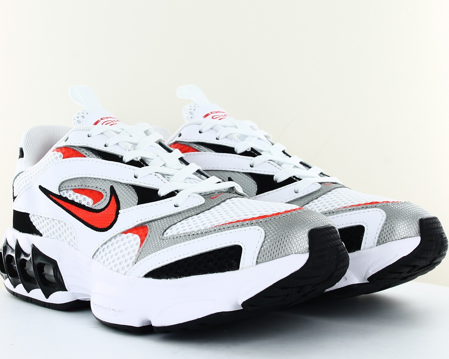 zoom nike blanche orange