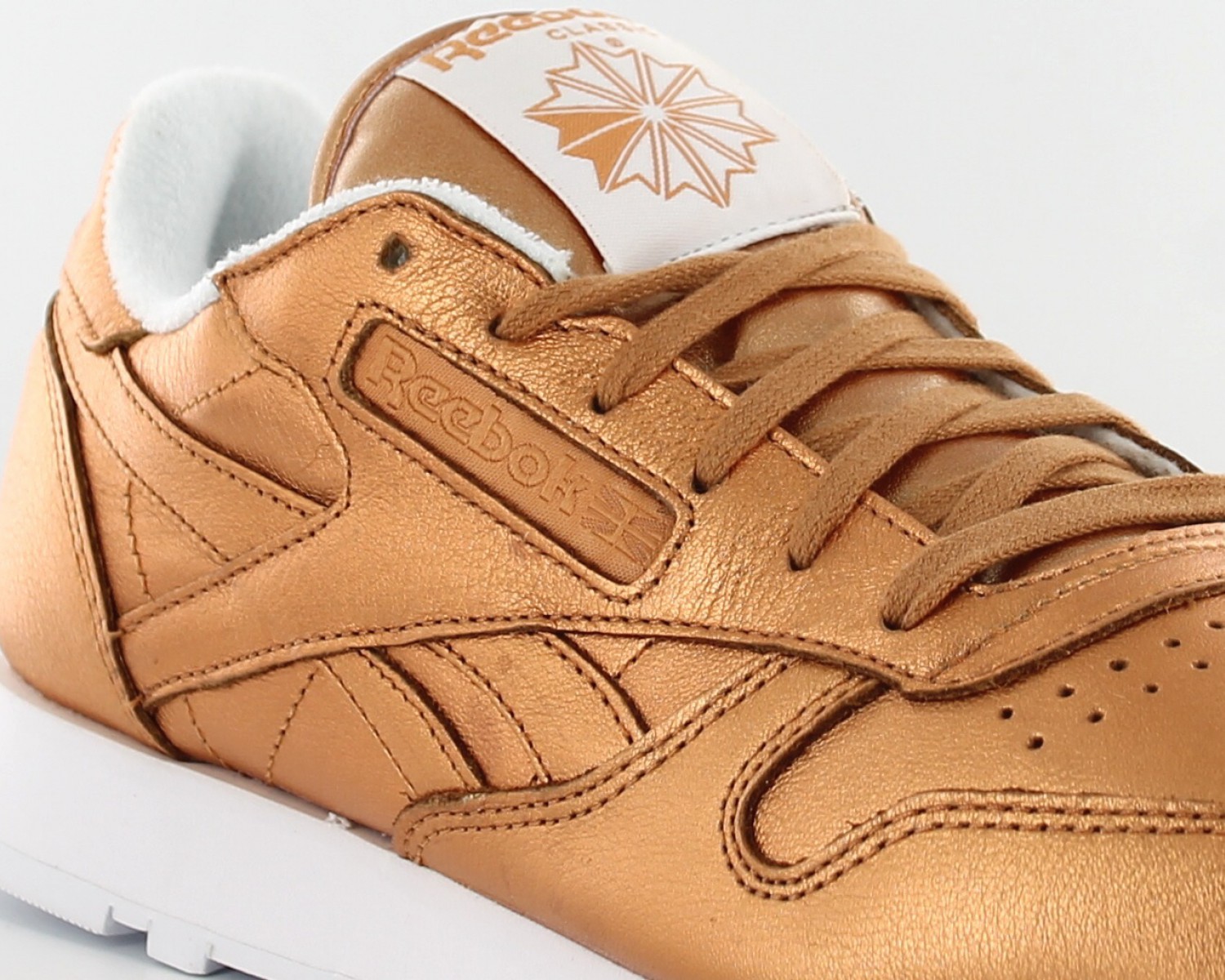 reebok classic leather spirit bronze