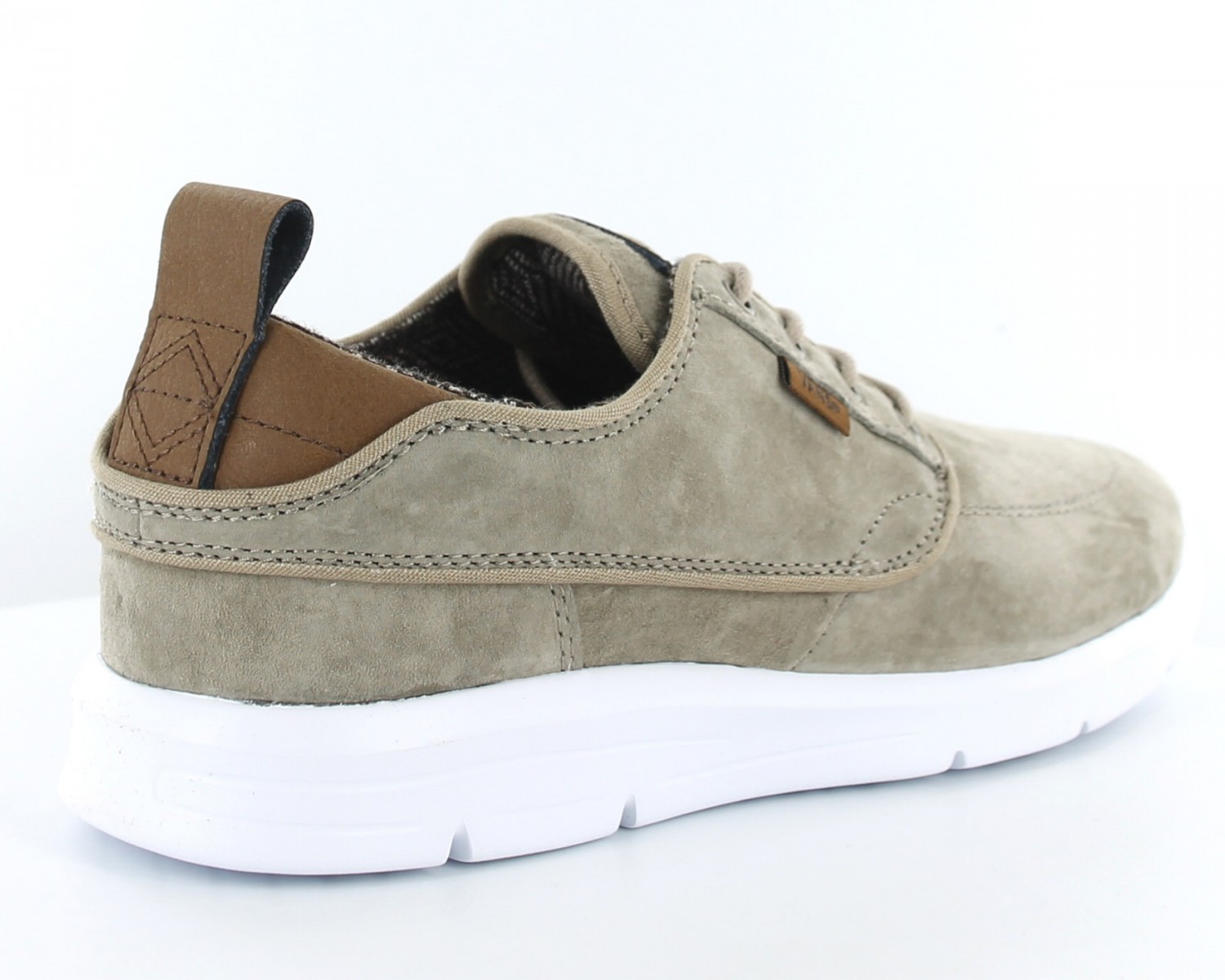 vans brigata lite beige